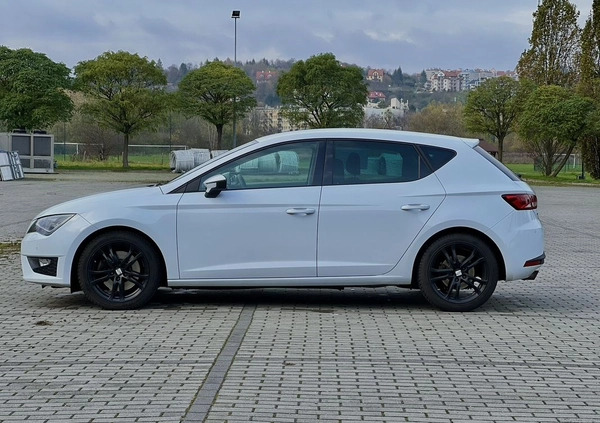 Seat Leon cena 68900 przebieg: 83000, rok produkcji 2016 z Wieliczka małe 67